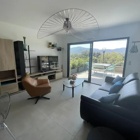 T3 Dans Residence De Standing Avec Grande Terrasse Апартаменты
